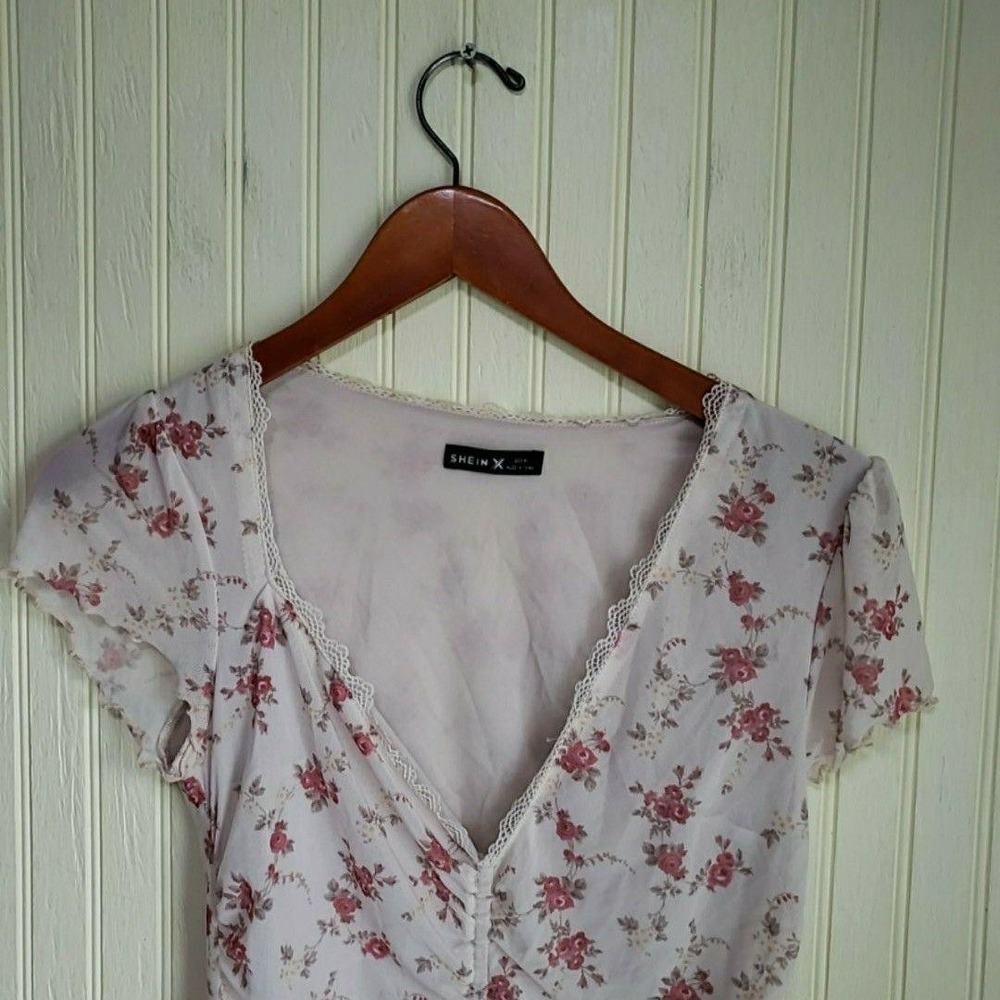 SHEIN X Dress Womens Medium White Floral Short Sleeve V Neck Ruched Mesh
